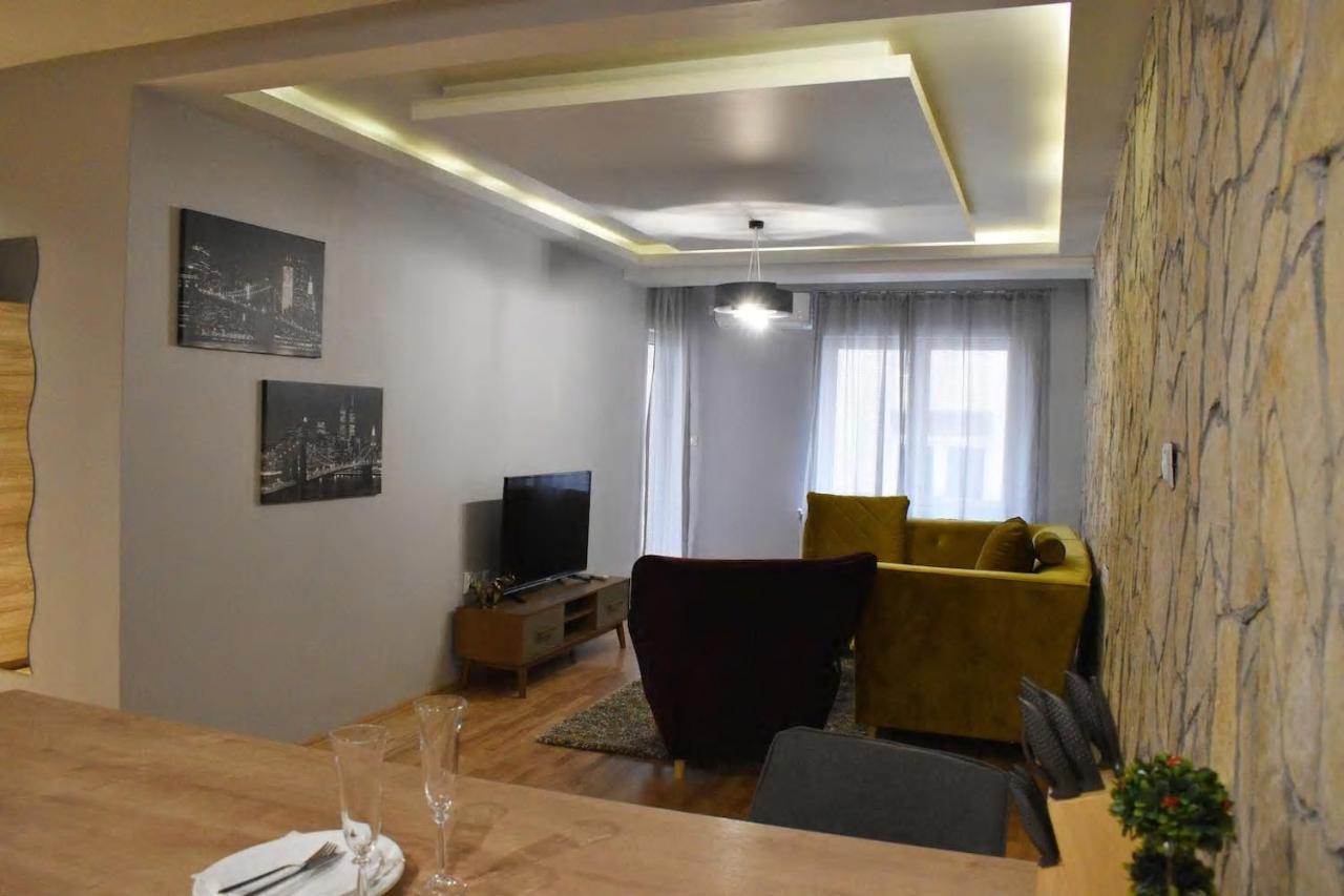 Apartment Grozdanovski Skopje Bagian luar foto