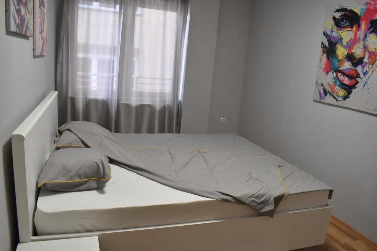 Apartment Grozdanovski Skopje Bagian luar foto